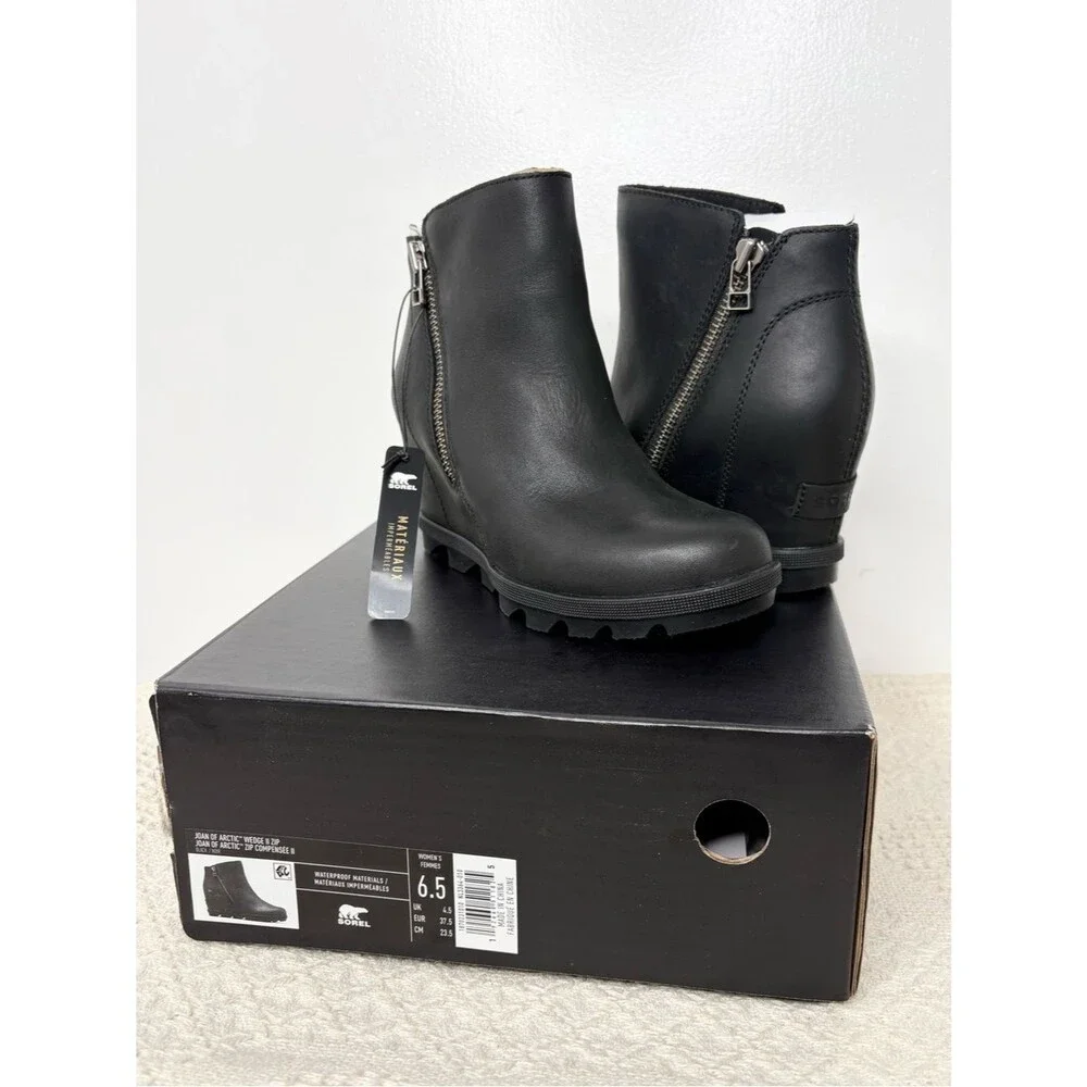 NIB Sorel Joan Of Arctic Wedge II Zip Bootie Black Leather 6.5